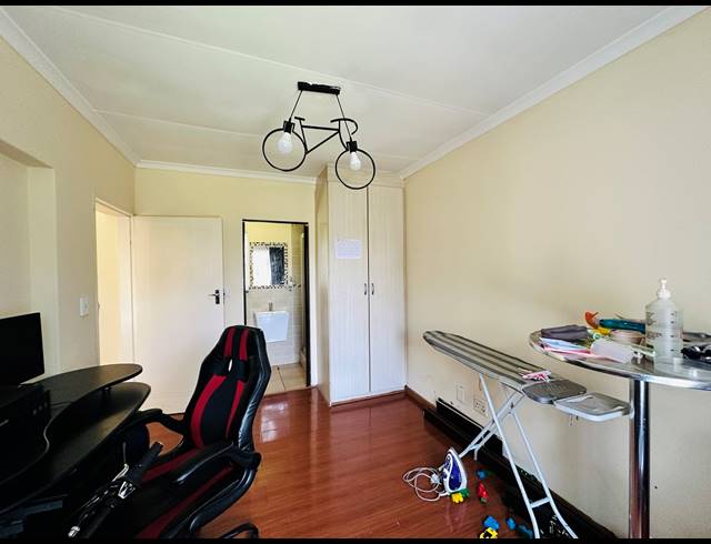 3 BEDROOM HOUSE FOR SALE IN ALBERTSDAL